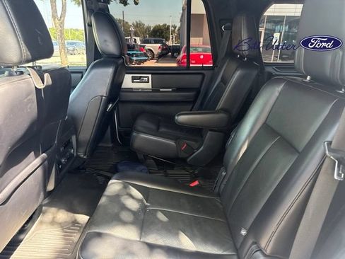 Used 2017 Ford Expedition Limited w/ Equipment Group 301A RWD image 5