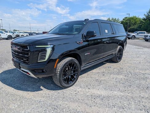 Used 2025 GMC Yukon XL AT4 Ultimate w/ LPO, Floor Liner Package AWD/4WD image 2