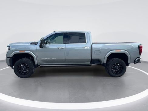 Certified 2024 GMC Sierra 2500 Denali Ultimate AWD/4WD image 5