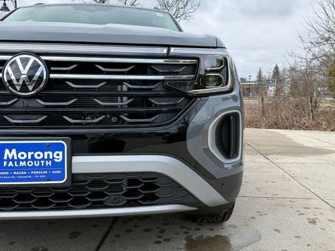New 2026 Volkswagen Atlas Peak Edition image 4
