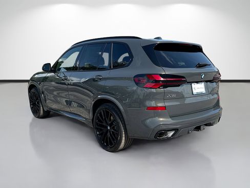 New 2026 BMW X5 sDrive40i w/ Executive Package RWD image 5