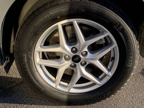 Used 2024 Ford Edge SEL image 30