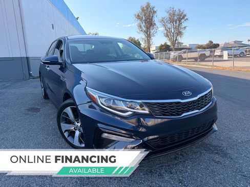 Used 2020 Kia Optima S FWD image 2