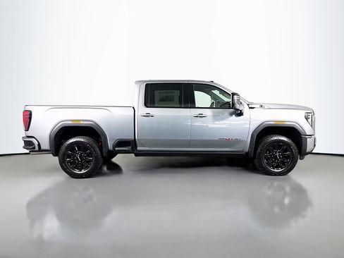 New 2026 GMC Sierra 2500 AT4 AWD/4WD image 8