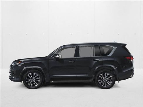 New 2026 Lexus LX 600 4WD w/ Luxury Package image 3