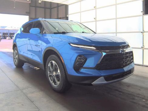 Used 2024 Chevrolet Blazer LT w/ Convenience Package image 4