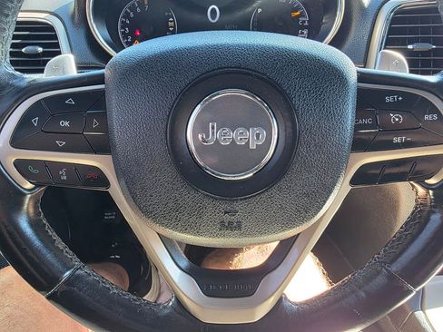 Used 2014 Jeep Grand Cherokee Laredo AWD/4WD image 15