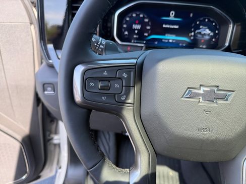Used 2026 Chevrolet Silverado 1500 ZR2 AWD/4WD image 24