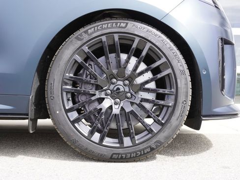 New 2026 Land Rover Range Rover Sport SV AWD/4WD image 34