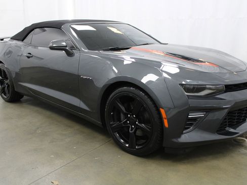 Used 2017 Chevrolet Camaro SS image 4