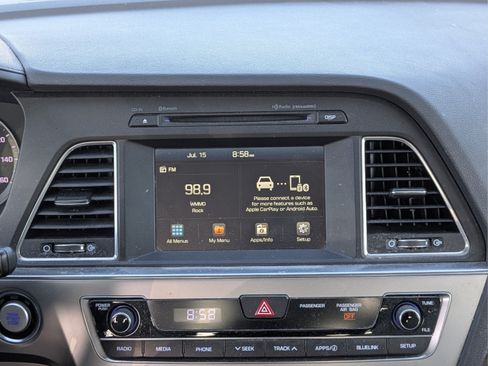Used 2016 Hyundai Sonata Sport w/ Option Group 02 FWD image 13