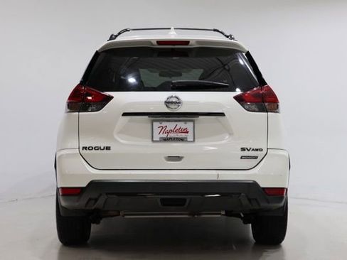 Used 2018 Nissan Rogue SV w/ Premium Package image 7