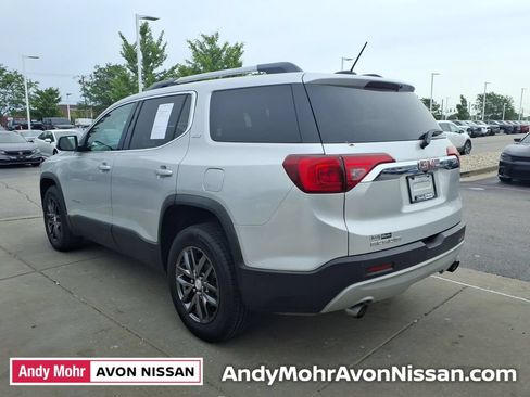 Used 2017 GMC Acadia SLT FWD image 6