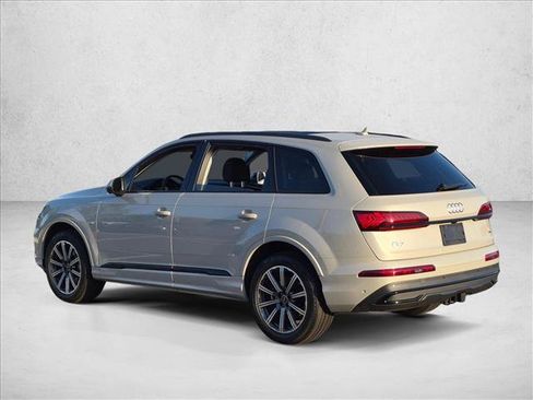 Used 2023 Audi Q7 2.0T Premium Plus w/ Premium Plus Package AWD/4WD image 7