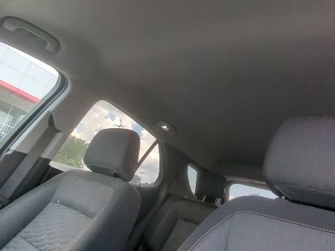 Used 2020 Chevrolet Equinox LT FWD image 25