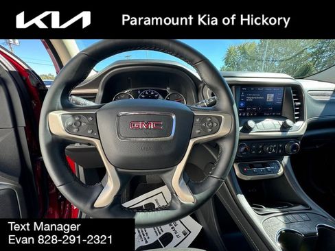 Used 2023 GMC Acadia Denali image 7