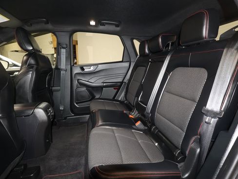 Used 2023 Ford Escape ST-Line image 23