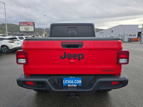 Used 2020 Jeep Gladiator Sport w/ Trailer Tow Package image 4
