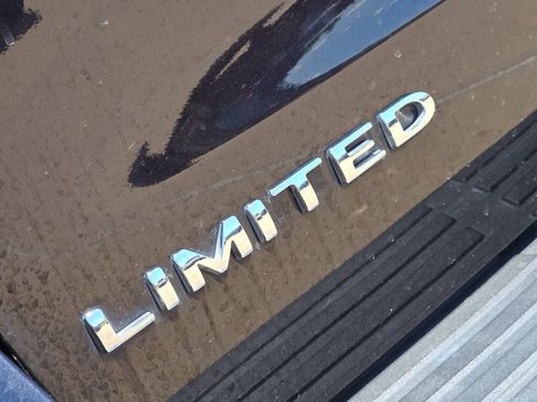 Used 2024 Ford Expedition Limited AWD/4WD image 33