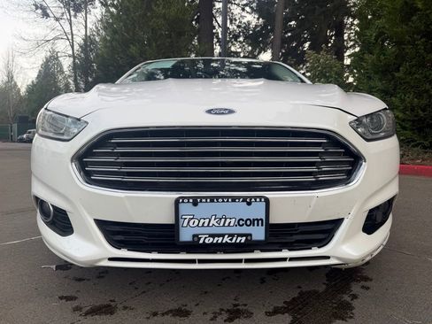 Used 2015 Ford Fusion SE w/ Equipment Group 202A image 5