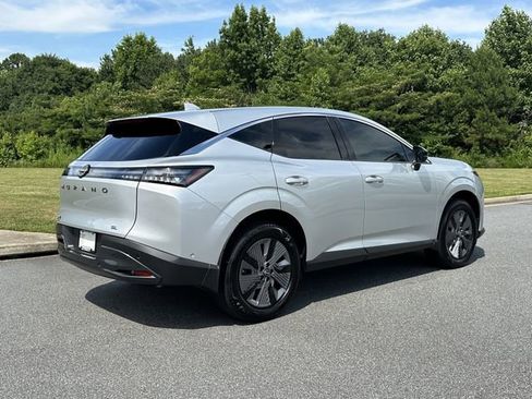Certified 2025 Nissan Murano SL AWD/4WD image 9