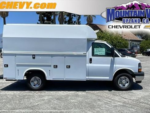 New 2026 Chevrolet Express 3500 w/ Power Convenience Package RWD image 1