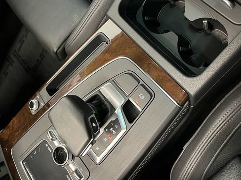 Used 2019 Audi Q5 Prestige image 9