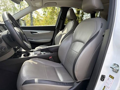 Certified 2024 INFINITI QX50 Sensory image 11