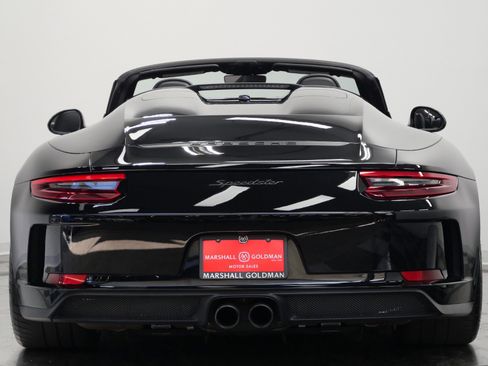 Used 2019 Porsche 911 Speedster RWD image 8