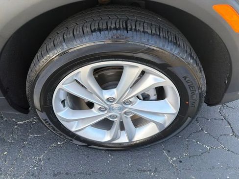 Used 2023 Buick Encore GX Preferred w/ Cold Weather Comfort Package FWD image 7