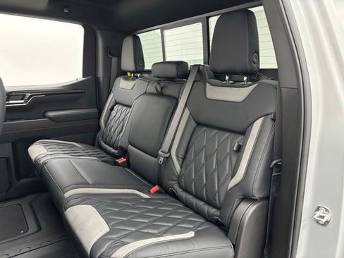 New 2026 GMC Sierra 1500 AT4 w/ AT4 Premium Package AWD/4WD image 43