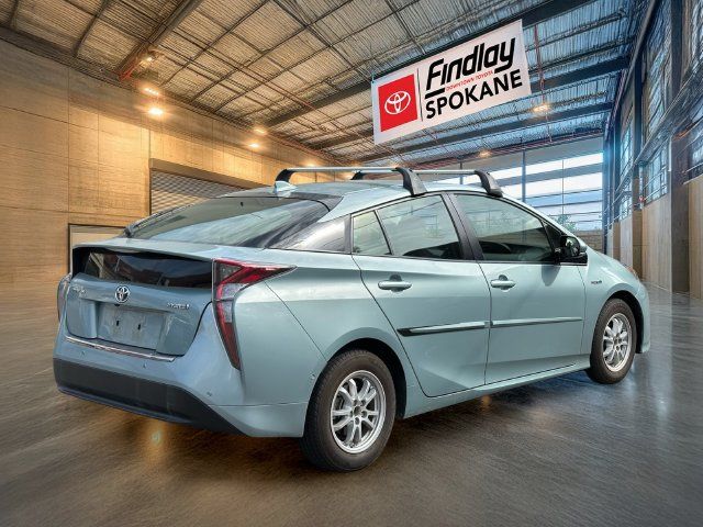 Used 2018 Toyota Prius Two w/ Prius Two Safety Plus Package FWD image 4