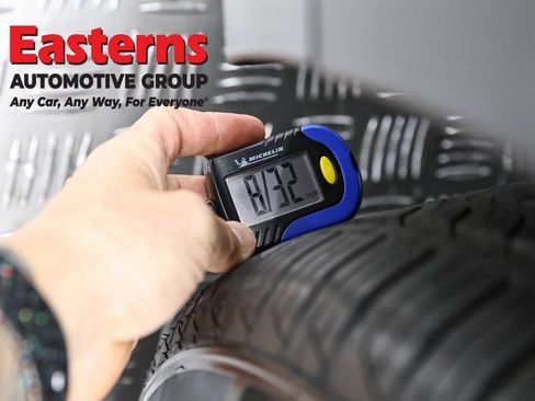 Used 2022 Kia Niro EX w/ Cold Weather Package image 26