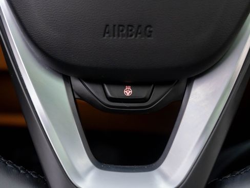 Certified 2024 BMW 330i xDrive Sedan image 29