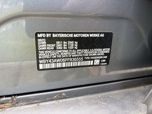 Used 2023 BMW i4 eDrive35 w/ Premium Package RWD image 38