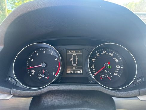 Used 2017 Volkswagen Passat 1.8T R-Line FWD image 14