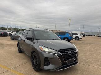Used 2022 Nissan Kicks SR w/ Premium Package video 1