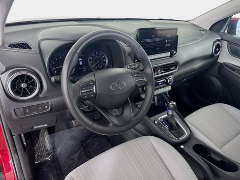 Certified 2023 Hyundai Kona SEL w/ Convenience Package AWD/4WD image 9