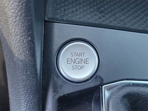 Used 2022 Volkswagen Taos S image 29