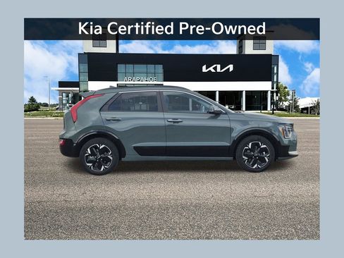 Certified 2024 Kia Niro Wave FWD image 1