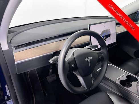 Used 2022 Tesla Model Y Long Range AWD/4WD image 6