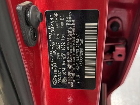 Used 2013 Hyundai Accent GLS w/ Premium Pkg image 23