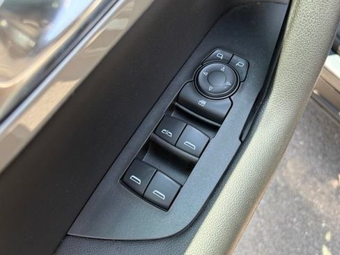 Used 2019 Chevrolet Blazer LT w/ Sun and Wheels Package AWD/4WD image 13