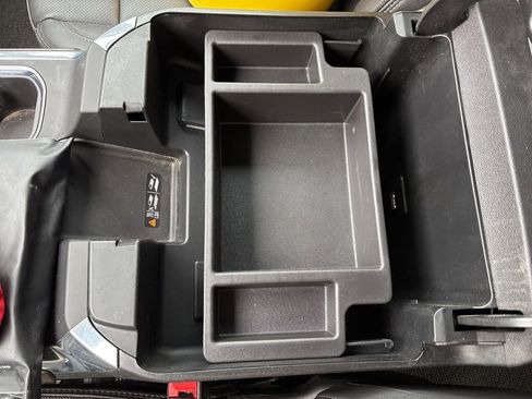 Used 2024 Chevrolet Silverado 1500 High Country w/ Technology Package image 35