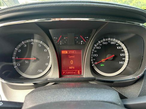 Used 2015 GMC Terrain SLE w/ Cargo Package image 5