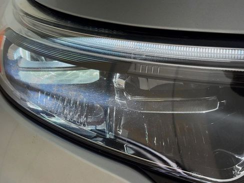 Used 2020 Ford Explorer XLT w/ Equipment Group 202A image 39