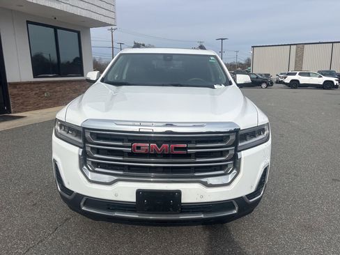 Used 2023 GMC Acadia SLE w/ Driver Convenience Package image 10