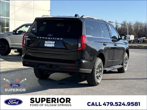 New 2026 Ford Expedition Active RWD image 3