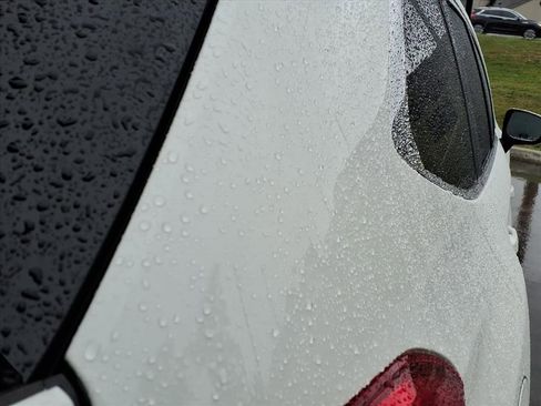 Used 2024 Subaru Ascent Premium w/ Convenience Package image 25