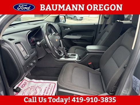 Used 2022 Chevrolet Colorado LT w/ LT Convenience Package AWD/4WD image 14